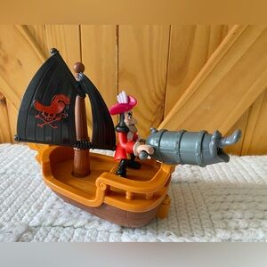 Fisher-Price Disney's Jake and The Never Land Pirates - Hook's Battle Boat